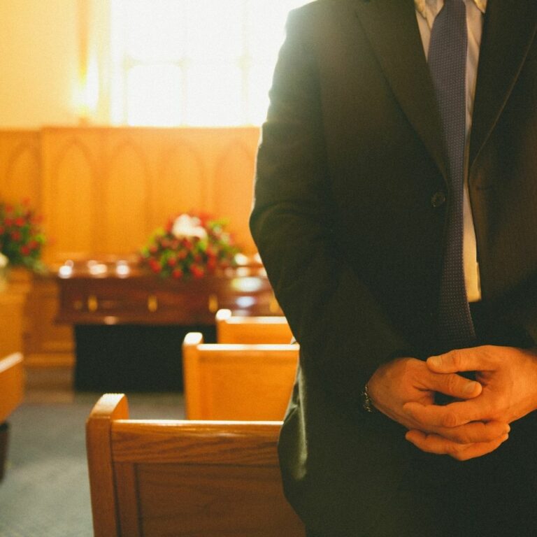 How to Dress for a Funeral A Guide on Funeral Etiquette